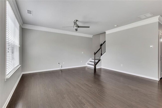 Building Photo - 522 Evans Ln