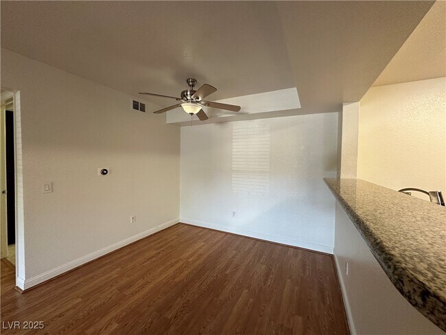 Building Photo - 5055 W Hacienda Ave