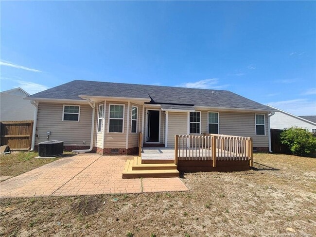 Building Photo - 2252 Cliff Swallow Drive