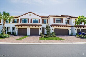 Building Photo - 15851 Portofino Springs Blvd