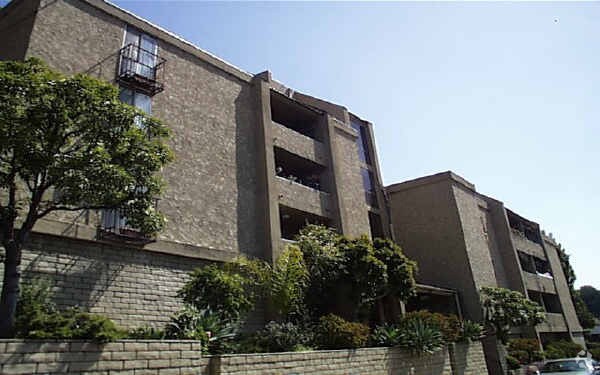 Building Photo - 3041 Weldon Ave