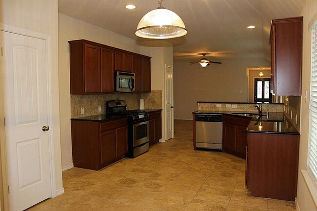 Building Photo - 3043 Heather Grove Lane