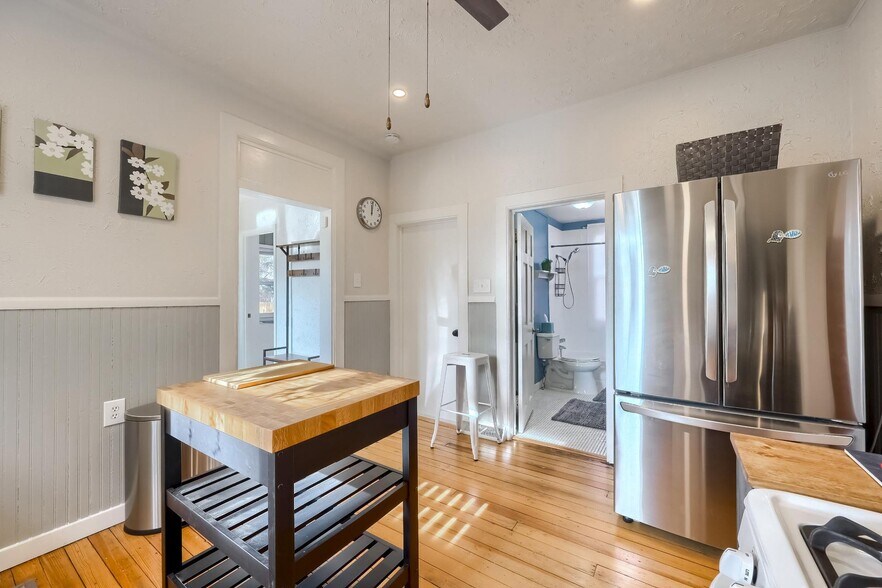 Building Photo - 3039 S Bannock St