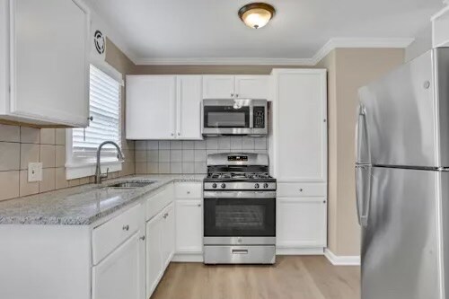 Building Photo - 5636 Santa Monica 33# Dr