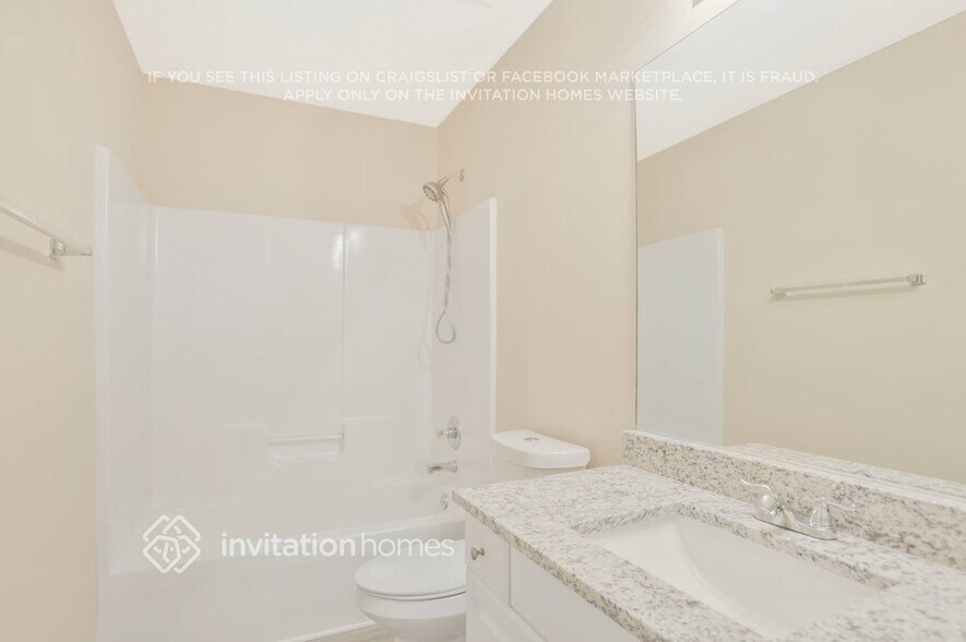 Building Photo - 405 Anita Dr