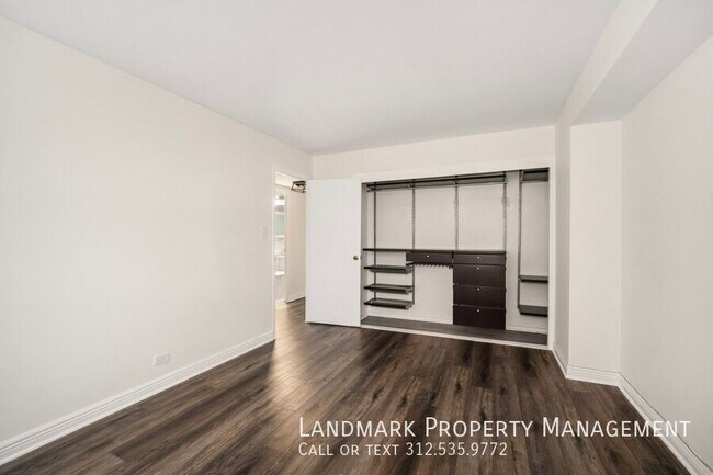 Building Photo - 3950 N Lake Shore Dr