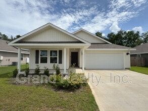 Building Photo - 4955 Red Cedar Rd