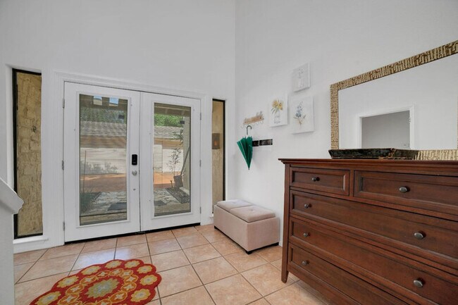 Building Photo - 1 Crystal Springs Ct