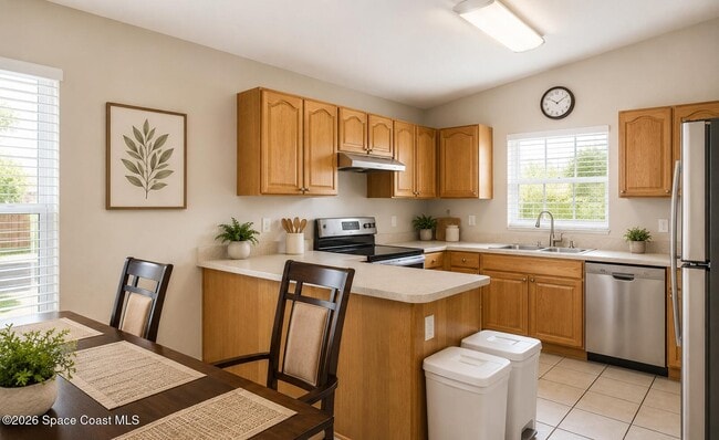 Building Photo - 1196 Goldenrod Cir NE