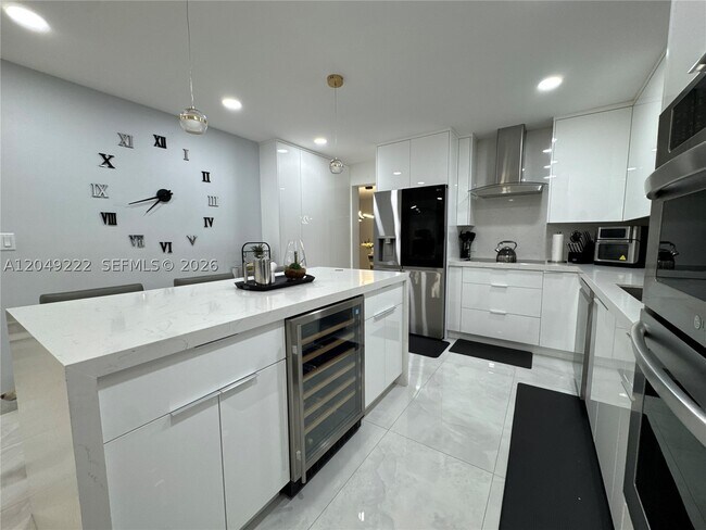Building Photo - 9368 SW 146th Pl