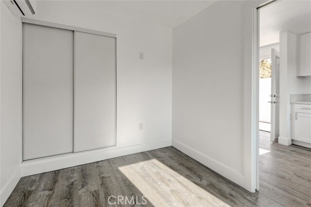 Building Photo - 1111 N Holmar Ave