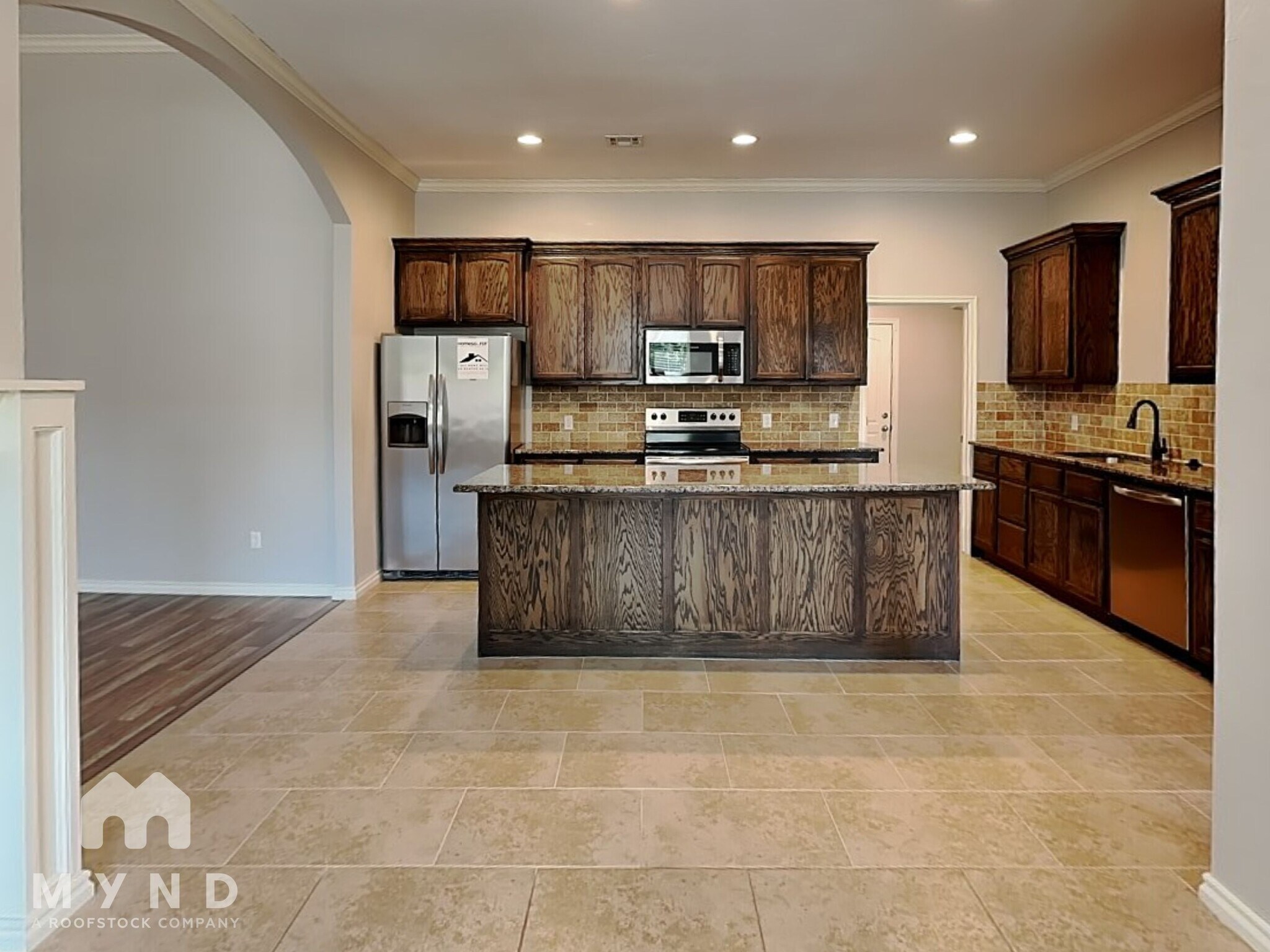 Building Photo - 3204 Valley Hollow