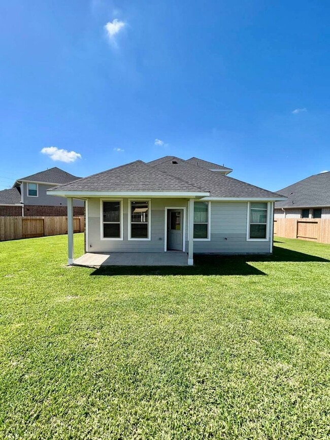Building Photo - 31206 Zacara Ln