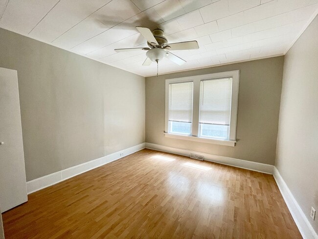 Building Photo - North Main Area