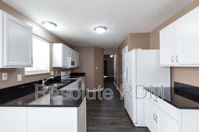 Building Photo - 9130 Allegro Dr