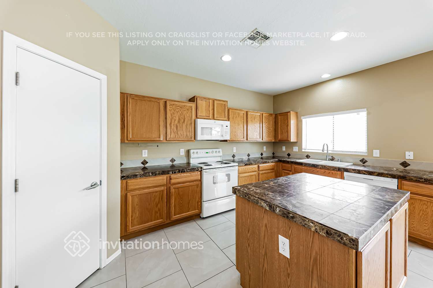 Building Photo - 17272 W Marshall Ln