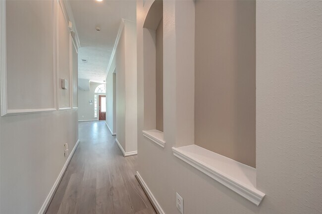 Building Photo - 14323 Floret Estates Ct