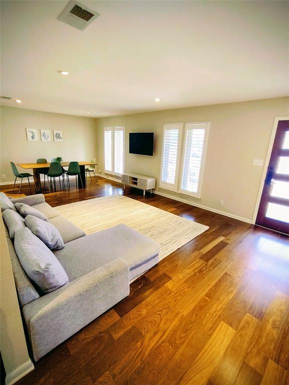 Building Photo - 7503 Chimney Corners