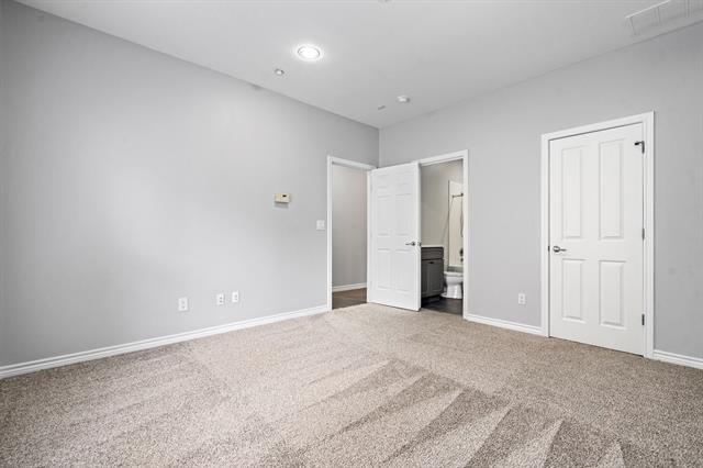 Building Photo - 4412 McKinney Ave