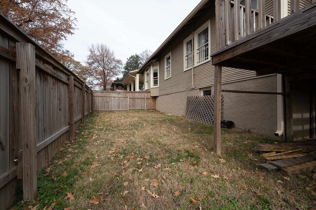 Building Photo - 1347 Harbert Ave