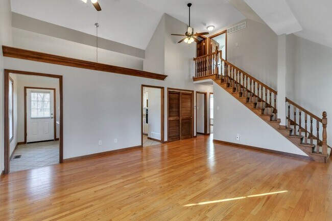 Building Photo - 2310 N 5th St