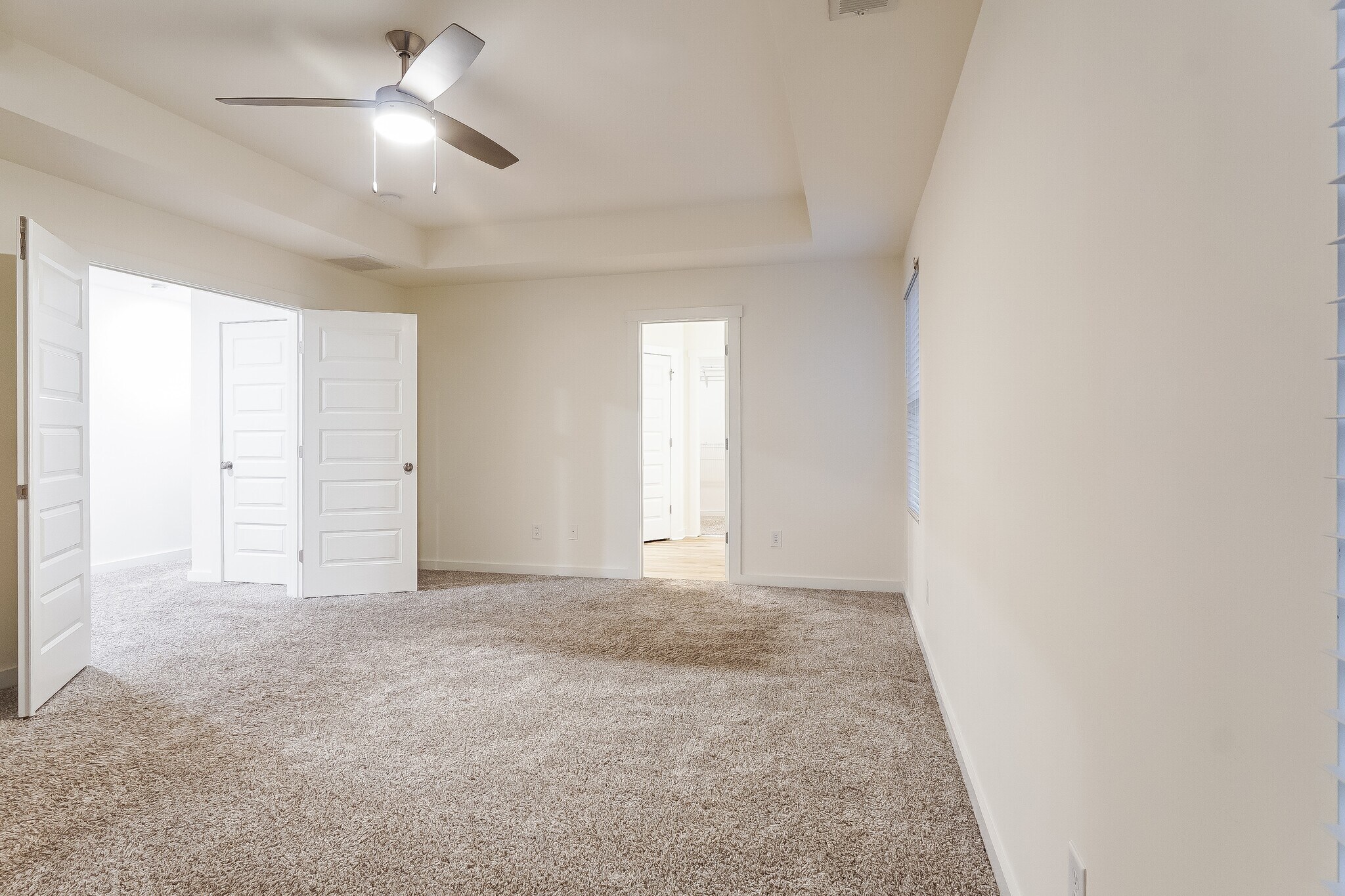Building Photo - 5418 Bluebell Cir