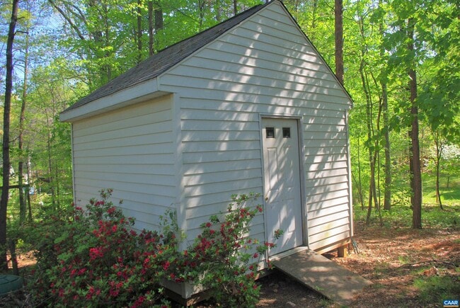 Building Photo - 3159 Saddlebrook Ln