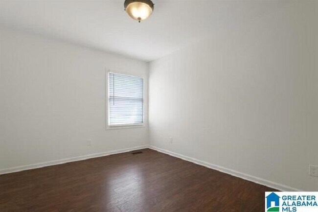 Building Photo - 2106 Montreat Pkwy