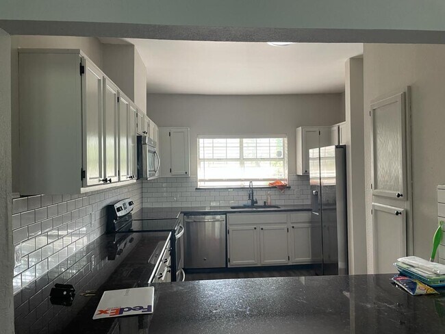 Building Photo - 5310 Keller Springs Rd