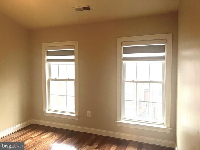 Building Photo - 6403 Velliety Ln