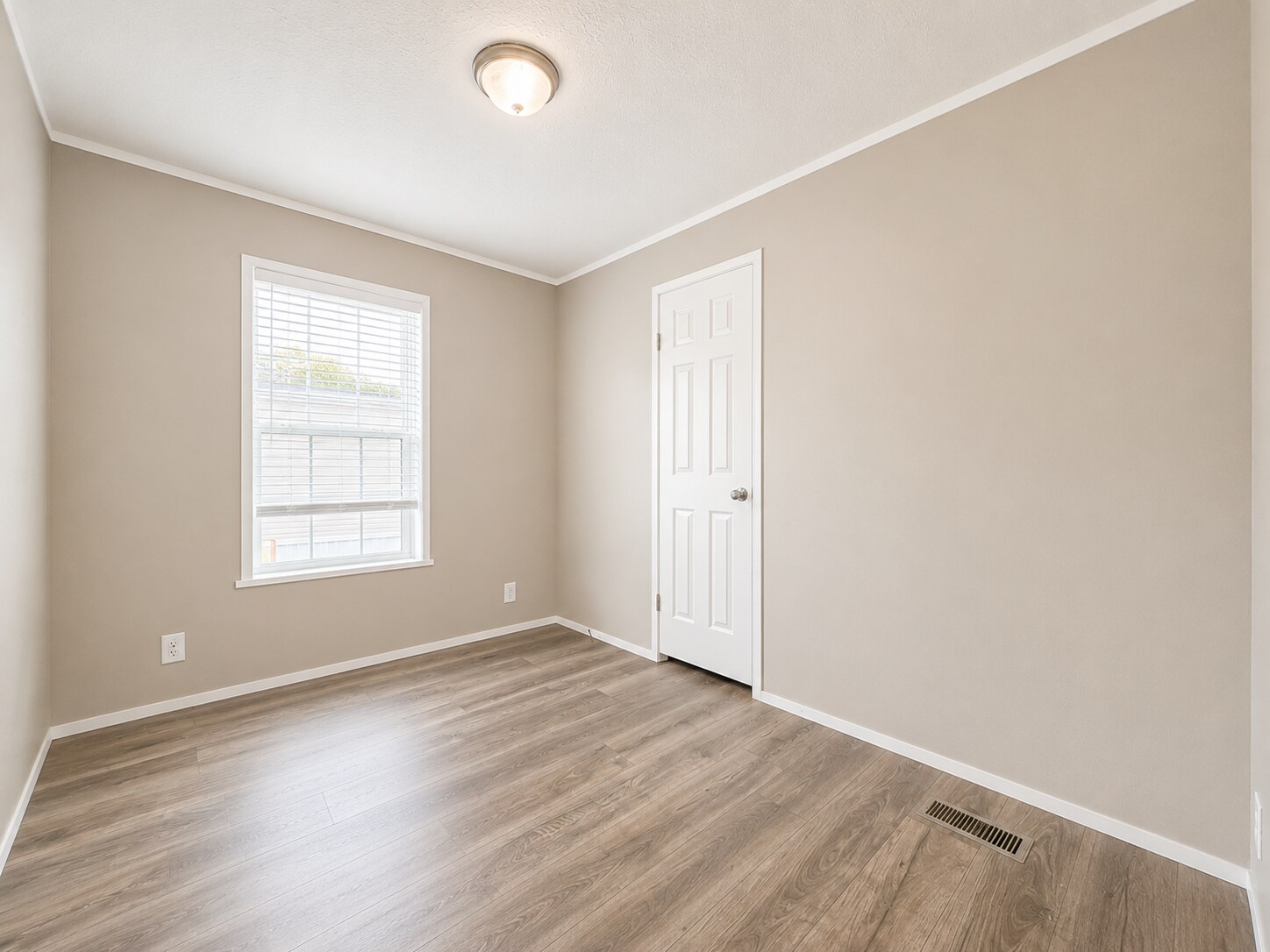 Building Photo - 11751 Cascade Cir
