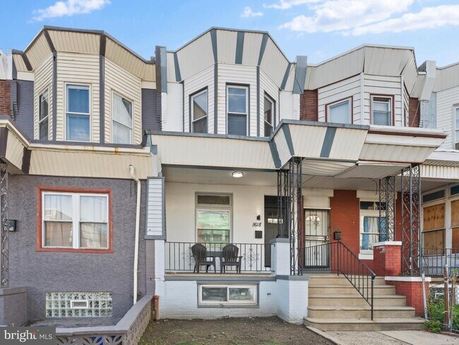 Building Photo - 1618 S 54th St