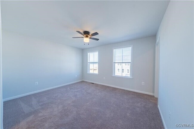 Building Photo - 633 Rivanna Hl Rd