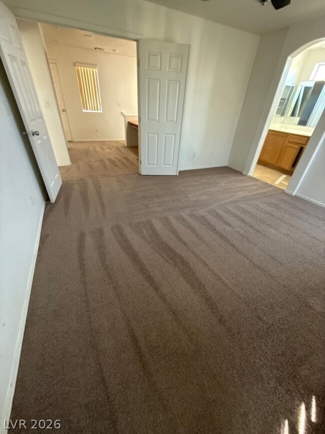 Building Photo - 11901 Fairfax Ridge St