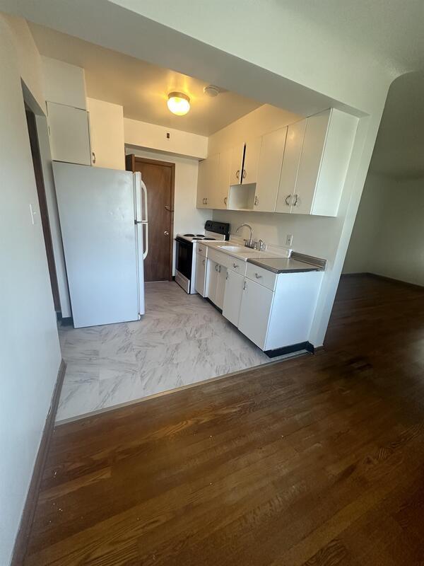 Building Photo - 4201 Rocky River Dr