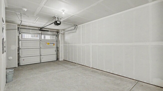 Building Photo - Brand-New Townhome at Cathcart Crossing – Modern Living in a Prime Snohomish Location - Move in R...