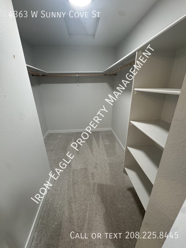 Building Photo - 4363 W Sunny Cove St