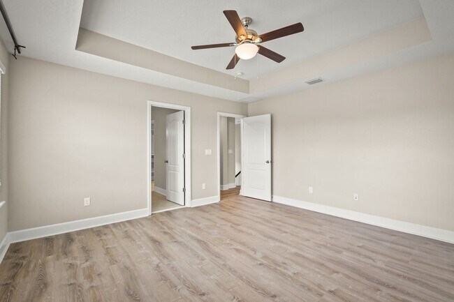 Building Photo - Resort-Style Living Awaits! 3BR Home with ...