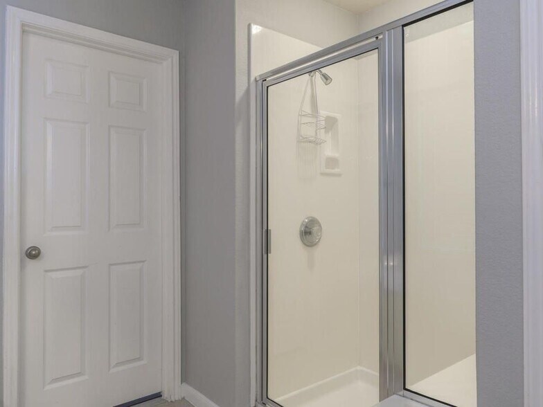 Building Photo - 2316 Paradise Ridge Dr