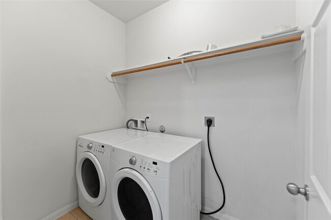 Building Photo - 5015 Alder Bend Ln