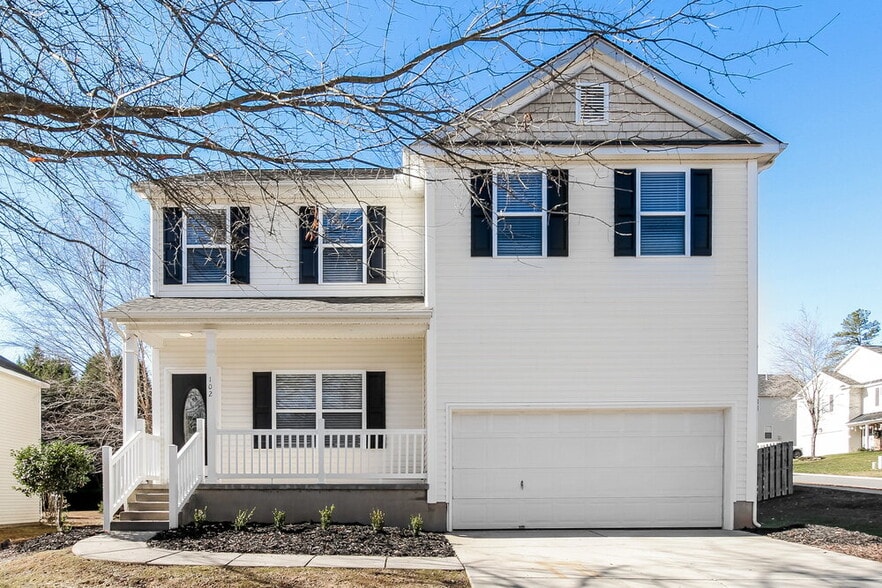 Primary Photo - 102 Clacton Ct