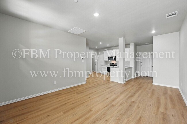 Building Photo - 2909 Ali Dr