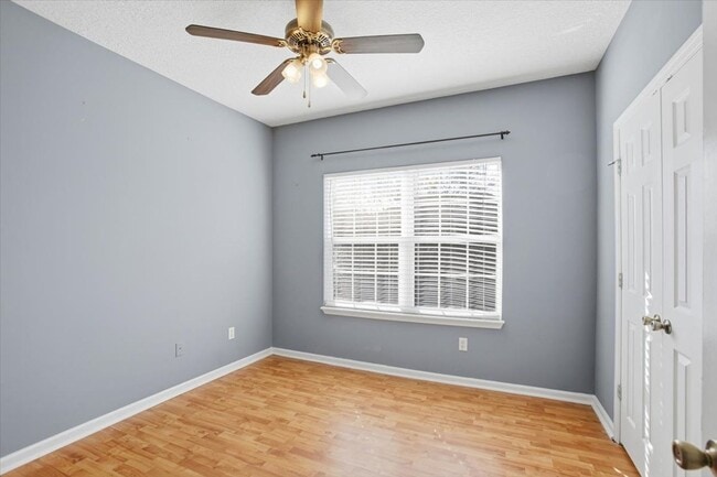 Building Photo - 2 Bed 2 Bath, attached Garage, in Gated Community off Kernan and Atlantic