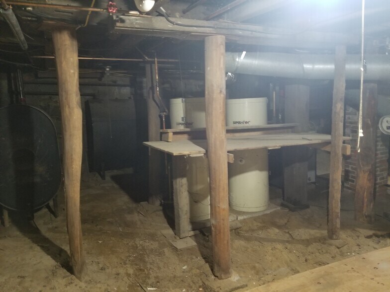 Basement - 353 N State St