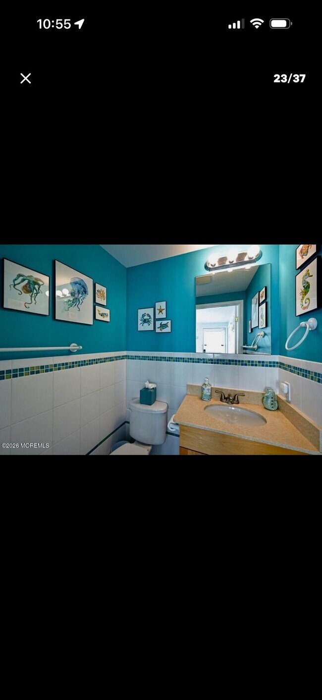 Building Photo - 54 Carteret Ave
