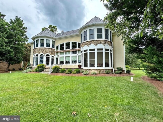Building Photo - 11660 Bachelors Hope Ct