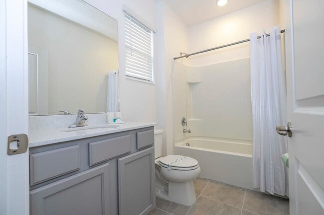 Building Photo - 6163 High Seas Dr