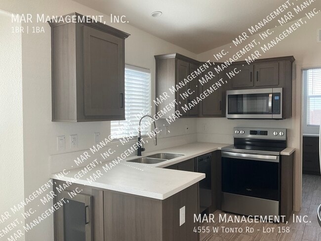Building Photo - 4555 W Tonto Rd