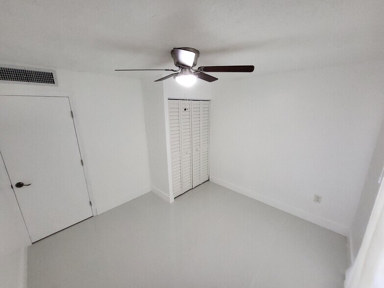 Building Photo - 9430 SW 170th St