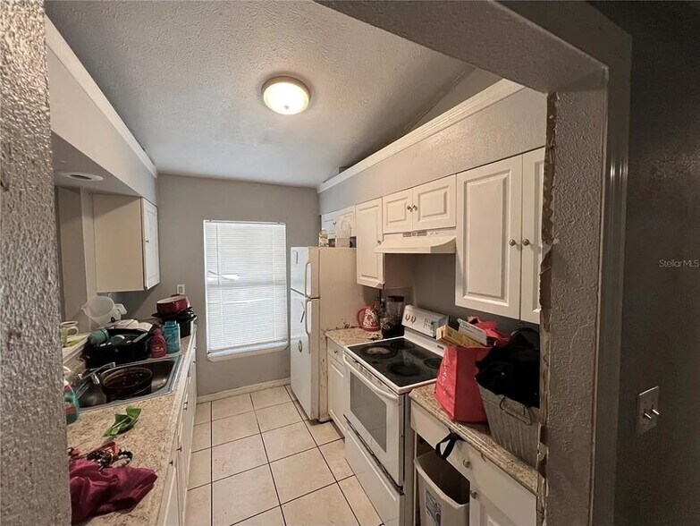 Building Photo - 301 N Westmoreland Dr